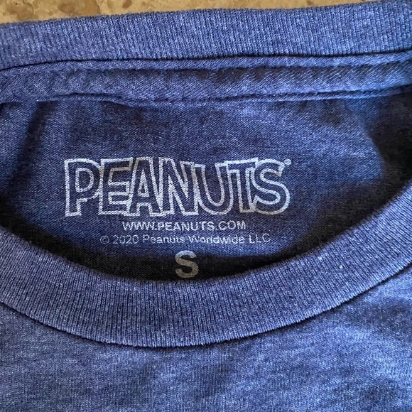 Snoopy Tshirt - Picture 3 of 8